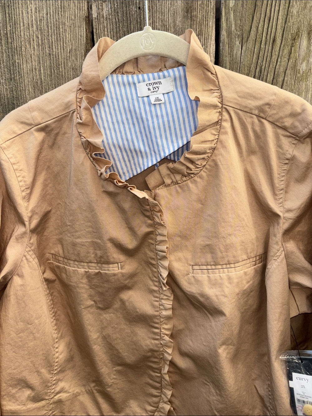 Crown & Ivy Curvy Feminine Ruffle Khaki Blazer Jacket Coat Plus Size 2X NWT - Picture 2 of 10